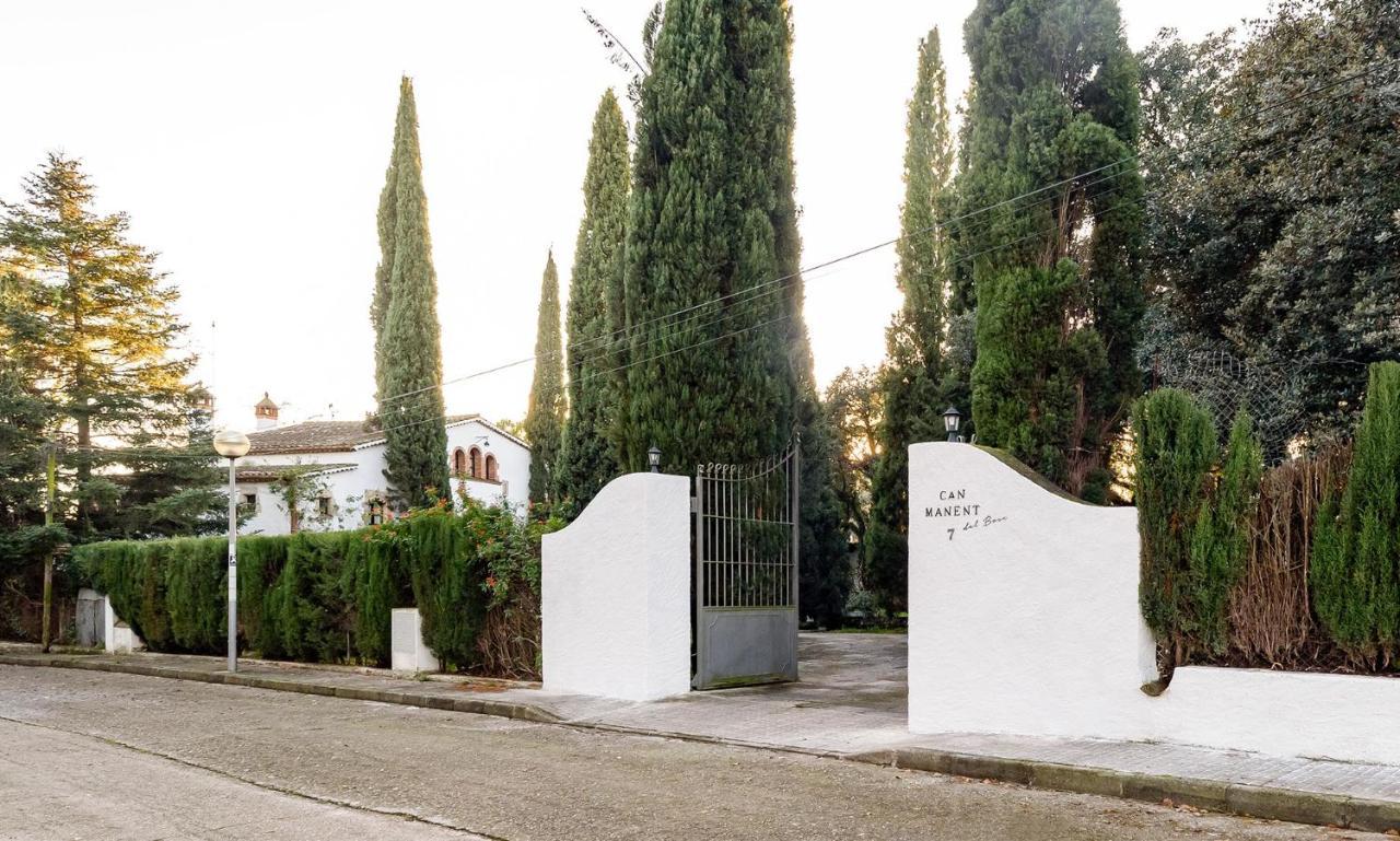 Masia Can Manent Del Bosc S XVIII Santa Eulalia de Ronsana Экстерьер фото